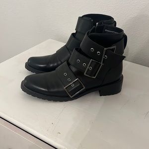 Womens ankle boots